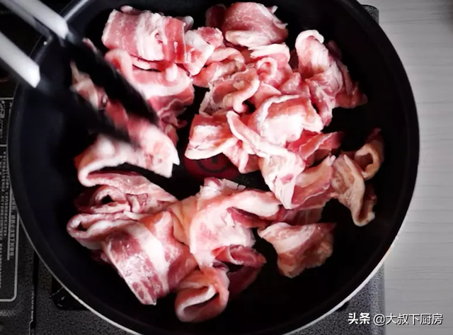 肥肉怎么做好吃，纯肥肉怎么做好吃（大叔教你葱烧猪五花）