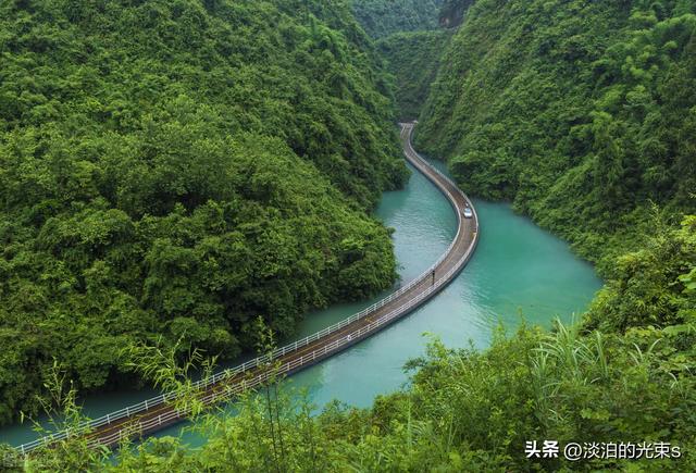 珍惜眼前人的句子，珍惜眼前人的句子文案（请珍惜对你好的那个人）