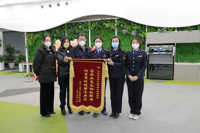 表达真诚感谢的话，有哪些表达真诚感谢的话（一份感谢“点赞”贴心服务）