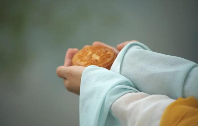 思念诗歌句子说说，思念诗歌句子说说短句（叫想你一生）