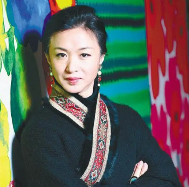 金星是哪里人，金星有人吗（金星：领过3次结婚证）