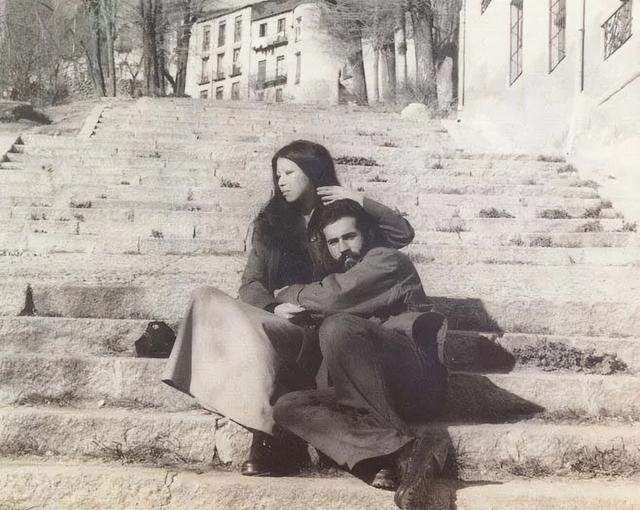 滚滚红尘歌曲原唱，滚滚红尘原唱（情不知所起，一往而深）