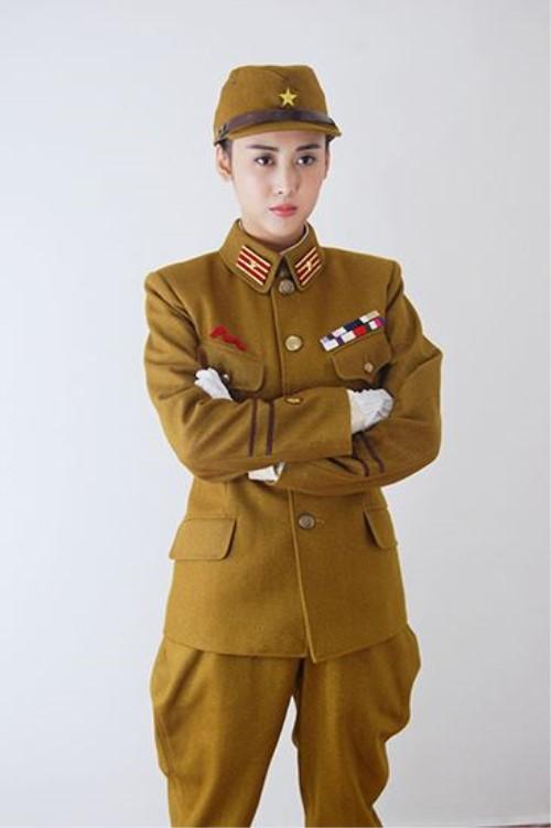 陈龙主演的电视剧，陈龙出演的电视剧（《热血枪手》开播）