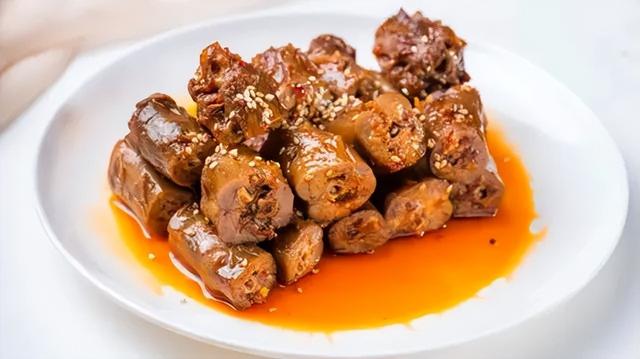 生活中常见的5种有毒食物，容易引起食物中毒的5种食物