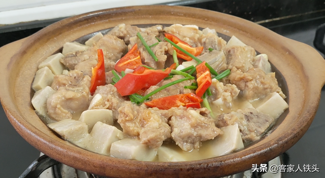 排骨怎么炖才好吃呢又嫩又香呢，排骨怎么炖好吃还烂肉嫩（我家隔三差五这样做一锅）
