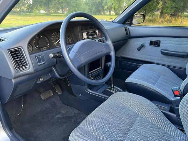 花冠和卡罗拉的区别，花冠和卡罗拉的区别卡罗拉的耗油量（1987年产美规丰田花冠分享）