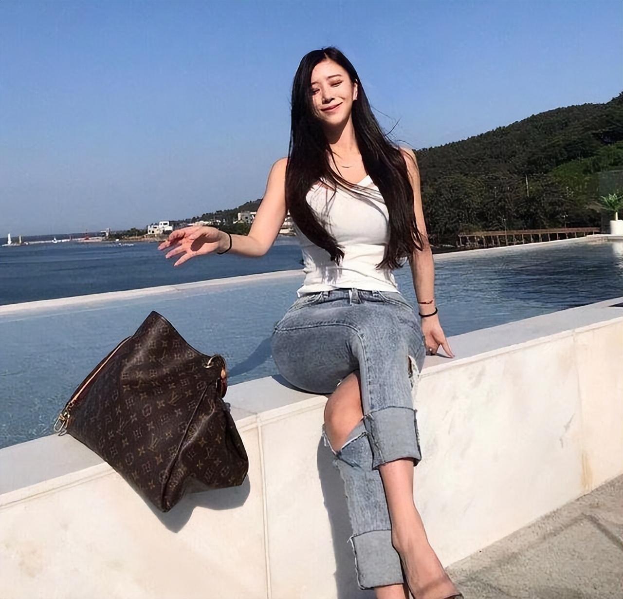 模特身材比例标准表，女模特三围标准对照表（韩国女模被称真人“海贼女帝”）