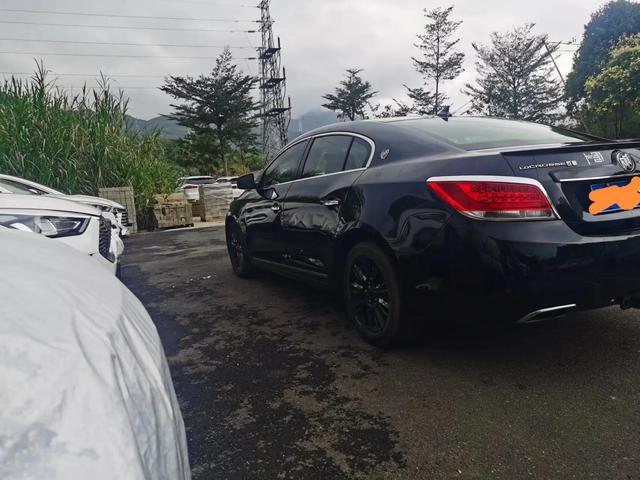 别克君越2013款，君越氙气灯什么型号（13年别克君越）