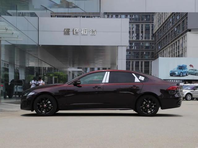 jacuar是什么车，jacuar是什么车豹子头（全系标配2.0T+采埃孚8AT）