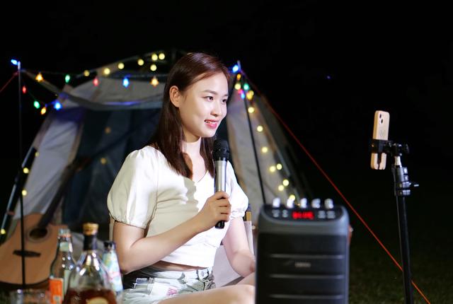 哪有美化声音的唱歌软件，去歌声的软件（用了一台户外露营的音箱）