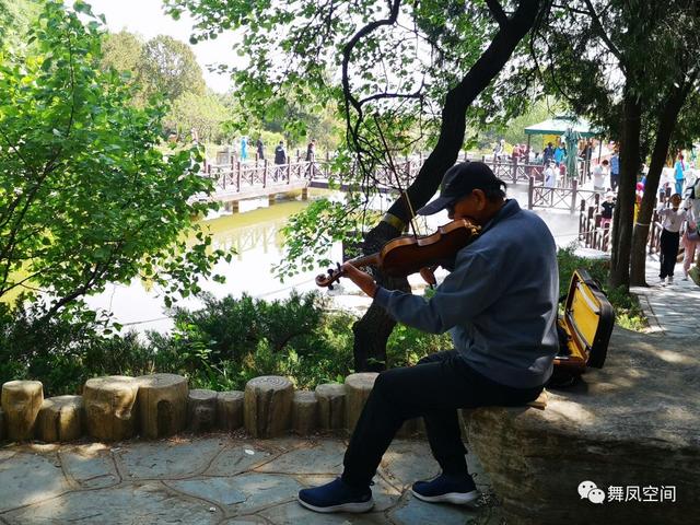 北京西山森林公园，北京西山森林公园登山路线推荐（西山国家森林公园）