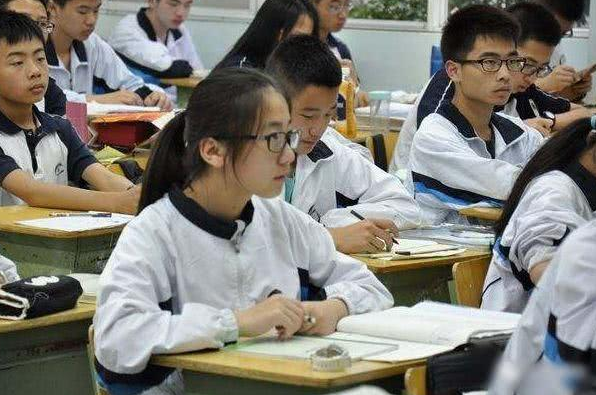 错题本有用吗，错题本的好处（你​逼​学生整理的“错题本”）