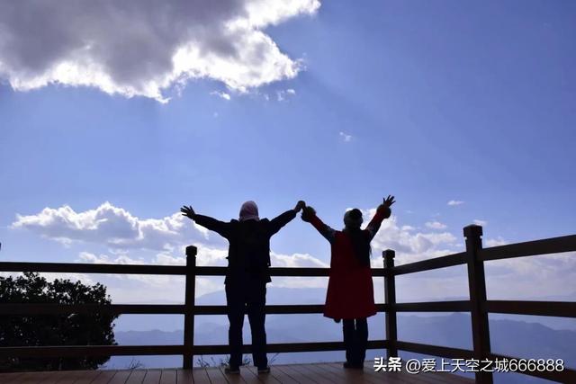 九月份的昭通大山包景观，云南的可可西里