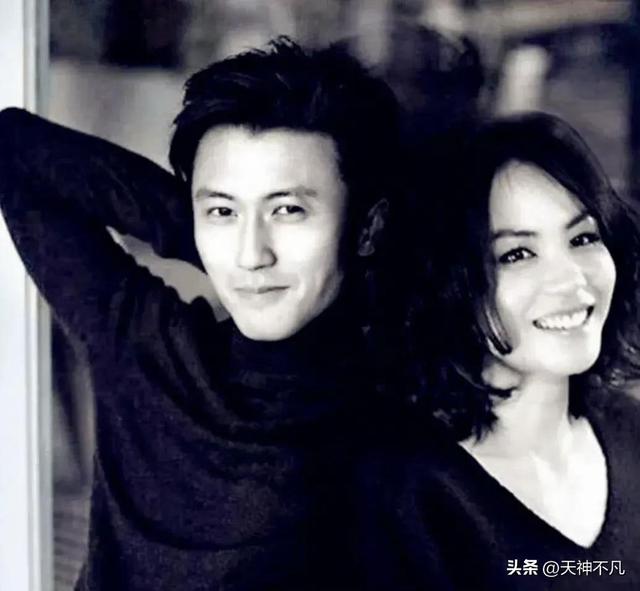 王菲是哪里人今年多大了，53岁王菲在福建寺庙祈福