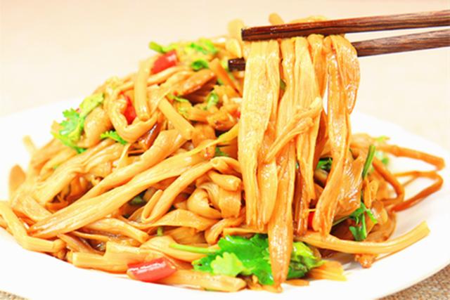 黄花菜干要泡多久，多给孩子吃这5种