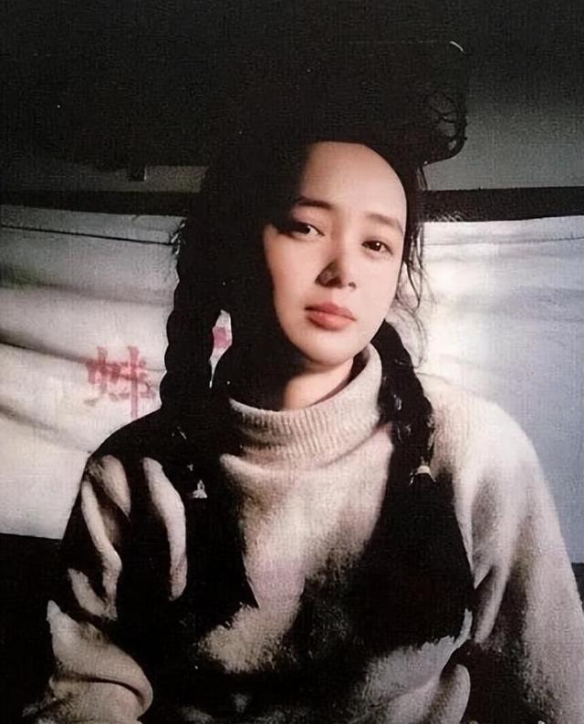 顾长卫张静初关系，曝蒋雯丽包养2名男大学生