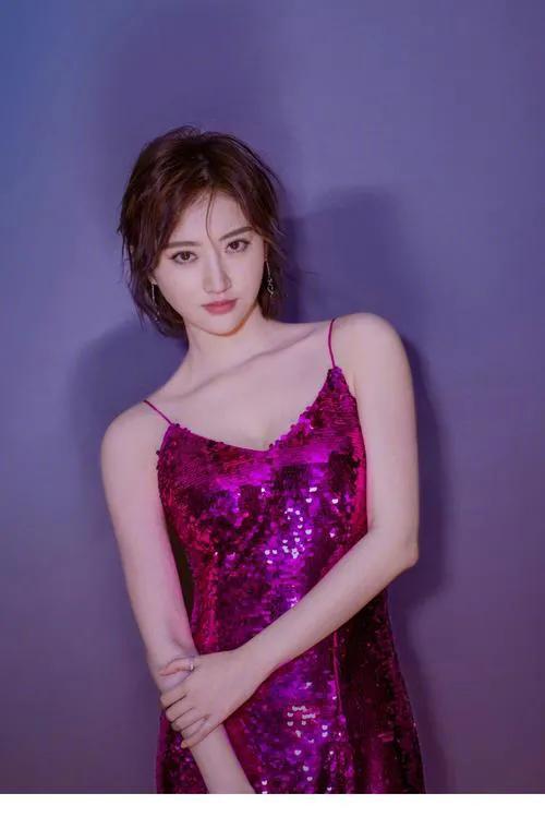 星光灿烂影视公司，成龙和刘烨演的是什么电影（在景甜身上体现的淋漓尽致）