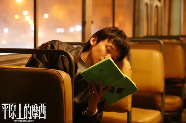 张若昀最近演的电视剧叫什么，张若昀最新电视剧上映时间（《狂飙》和《三体》争第一）