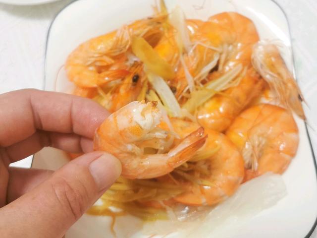 清蒸大虾的做法，清蒸大虾的简单做法（到底用开水还是冷水）