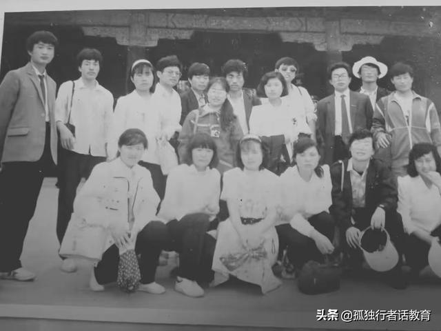 个人成长经历50字，个人成长经历15岁（<一位特级、正高级教师成长的心路历程>）