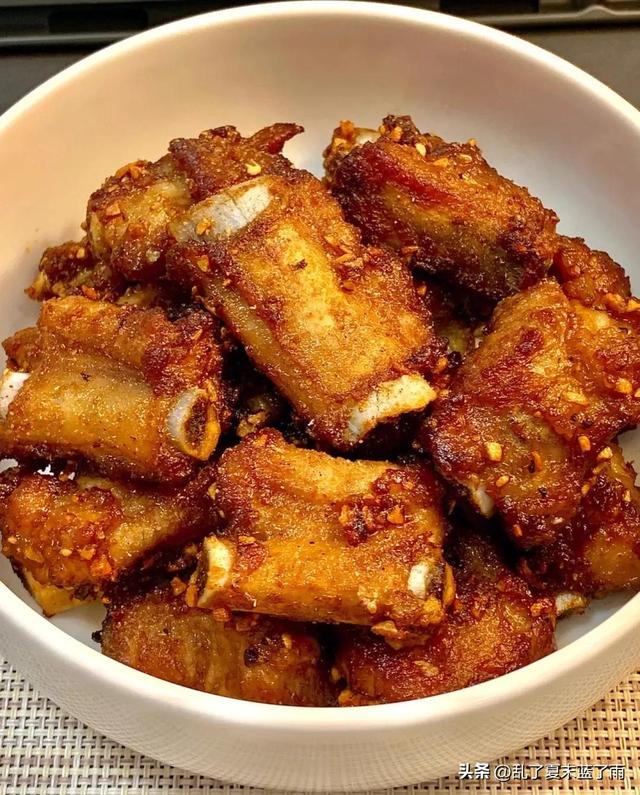 排骨的做法大全家常，排骨的10种家常做法（一定要学会排骨的这十种做法）