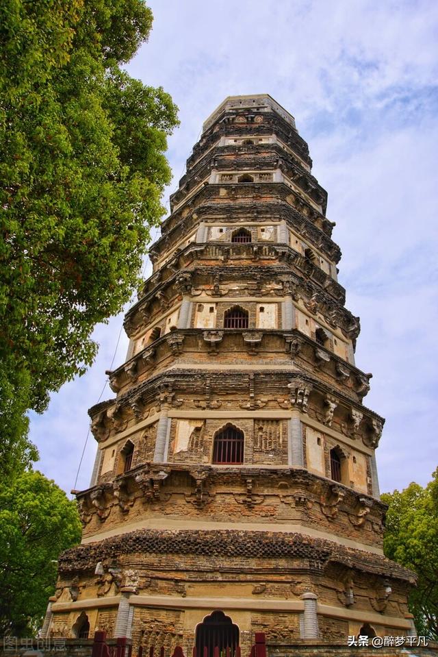 苏州虎丘景点介绍及游玩路线，苏州旅游景点虎丘地点（<江苏苏州5A景区>）