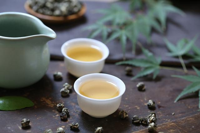 泡茶的步驟口訣,泡茶基本手法(茶友喝茶多年)