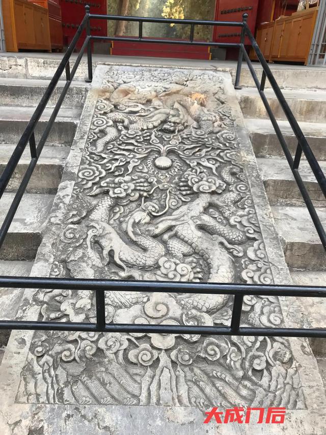 弥高是什么意思，钻之弥坚仰之弥高是什么意思（重游孔庙之—：孔庙的石坊庙门）