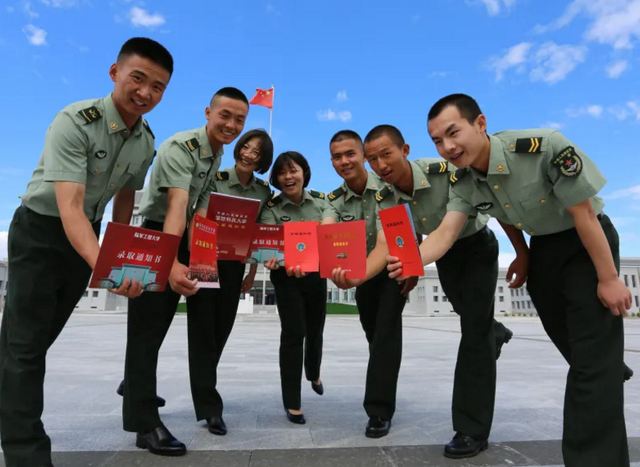 武汉海军工程大学，海军工程大学（考上就成为“国家的人”）