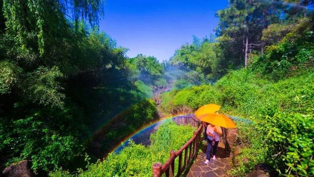 沂水雪山彩虹谷，沂水雪山彩虹谷好玩吗（游山东之雪山彩虹谷）