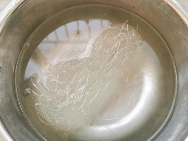 一捆龙口粉丝热量，龙口粉丝热量高吗（宁可不吃肉也要吃它）