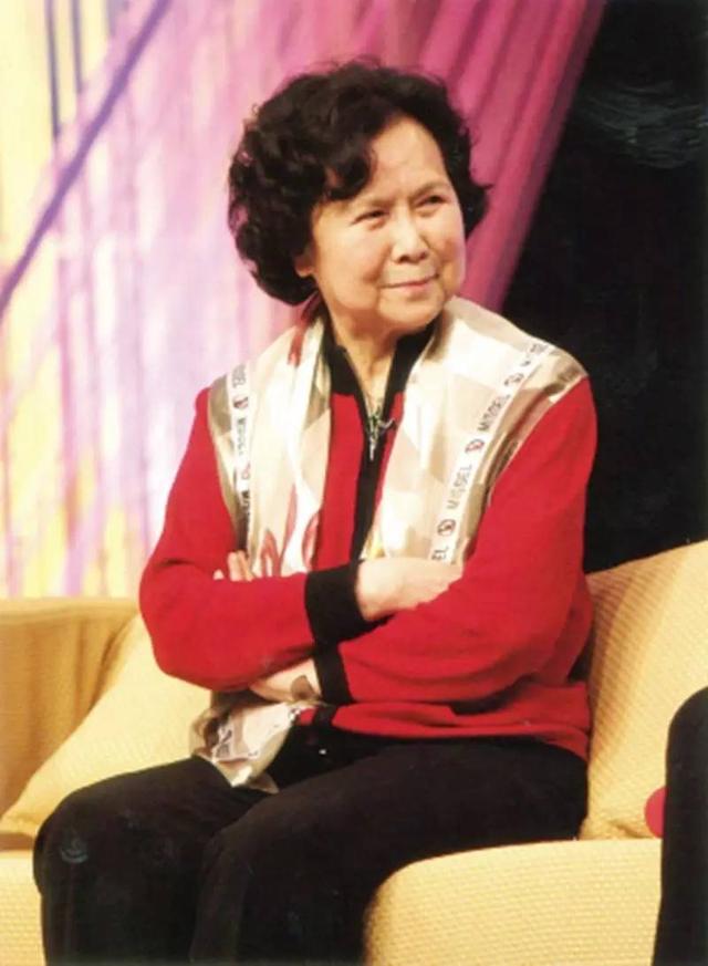 迟重瑞个人资料简介，唐僧的个人资料简介（娶女富豪陈丽华为妻）