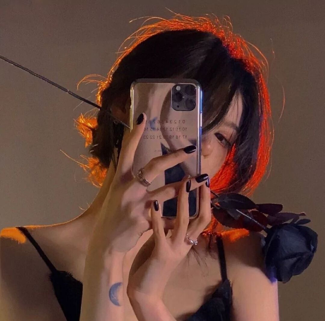 手机挡脸头像?微信，手机挡脸头像（只要我想什么都可以挡）