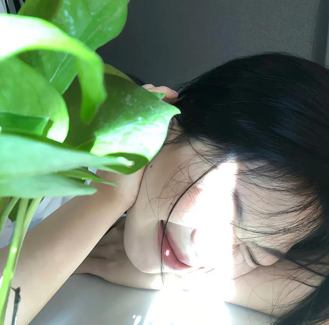 也许放弃才能靠近你，也许放弃 才能靠近你，微信头像（人生才几年不能因为找不到对象而放弃自己）