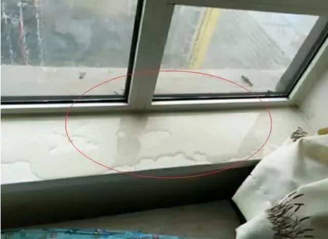 介绍窗户漏水的原因及处理方法，介绍窗户漏水的原因及处理方法英文（超全门窗渗水漏水因素和解决方案）