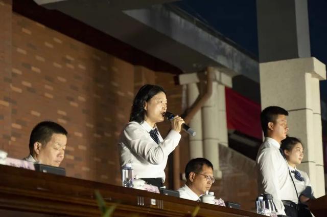 中考说说加油配图励志2022 关于中考说说带图片加油打气，中考说说加油配图励志2022（祝每个闪亮登场的少年）