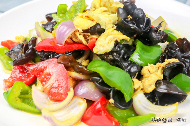 秋季吃什么菜好，秋季吃什么菜好呀（建议少吃猪肉和鱼肉）