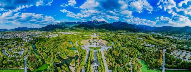 皖南旅游十大景点排名，<安徽旅游景点排名前十名大全>