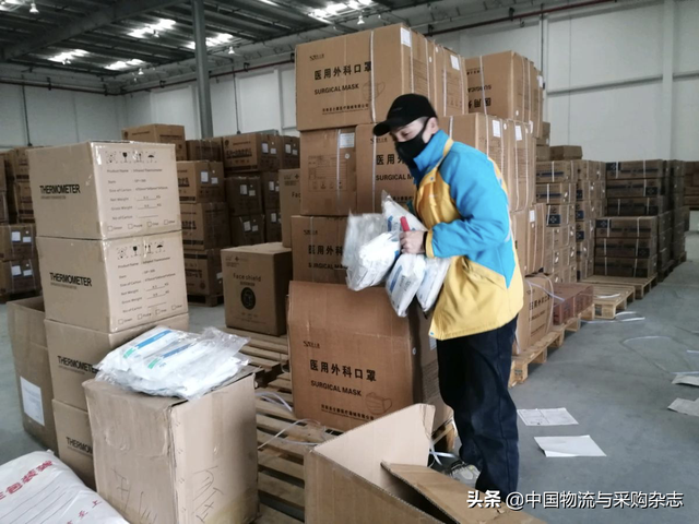 苏宁物流配送的运营状况，苏宁易购物流协助西安高新区运营防疫仓库日均发货150万件物资