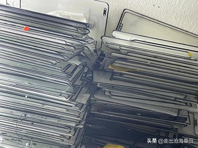 手机外屏碎了该怎么办修复，手机外屏碎了怎么修复（手机屏幕碎了你都去哪里维修）