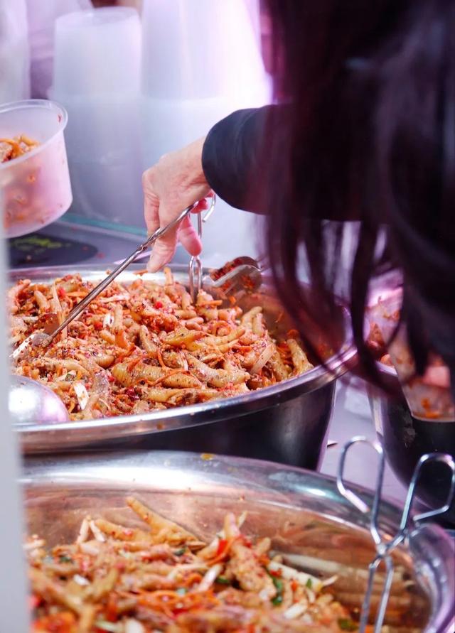 云南最好吃的野生菌在哪，中国最浪漫城市非她莫属