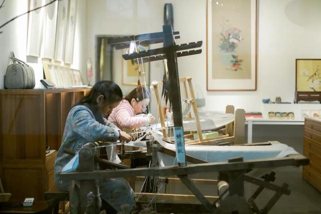 苏州旅游景点大全，苏州好玩的旅游景点（江南古镇、特色街区、绚丽之夜都在这）