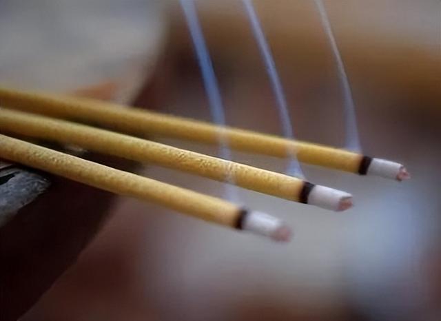 3的寓意和象征，三的寓意以及象征（每一根分别代表着什么）