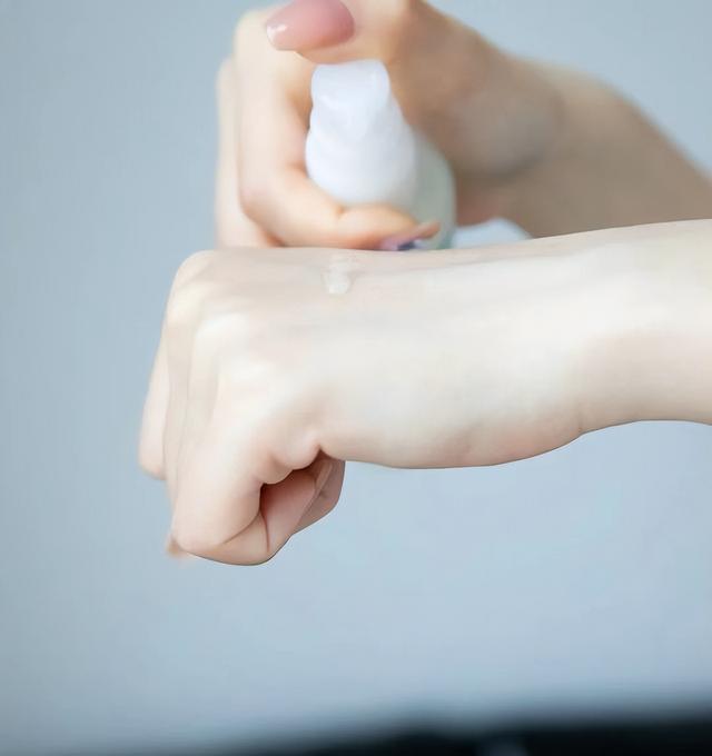 春夏护肤品什么档次，春夏用什么牌子的护肤品（春夏水乳测评：珂润温和）