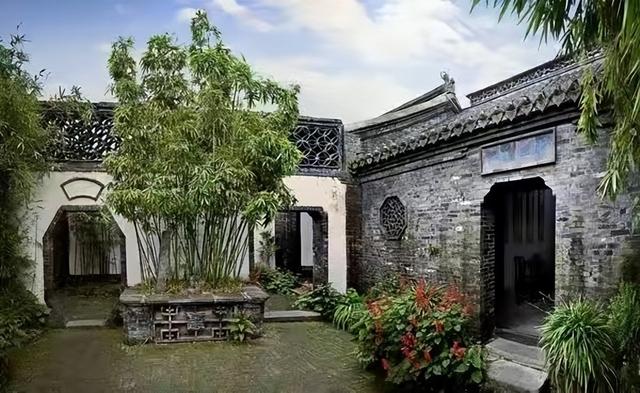 江苏兴化在哪儿，阳春三月来江苏兴化