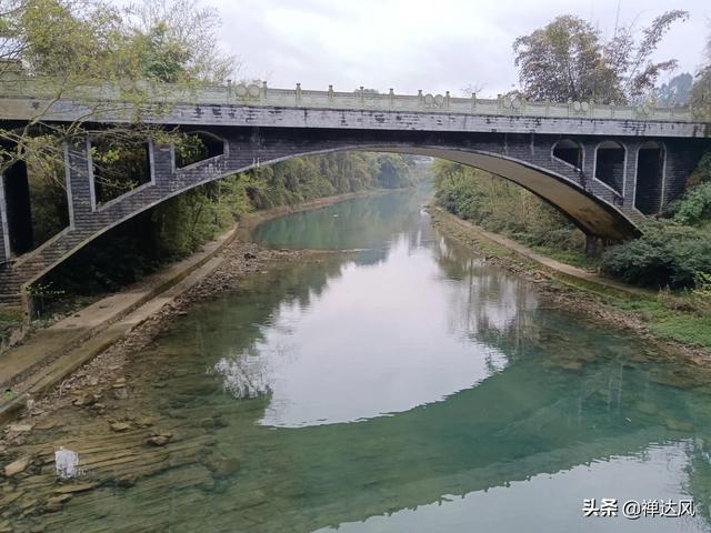 大小七孔旅游攻略，荔波小七孔游玩攻略推荐（贵州深度旅行之十三：大七孔）