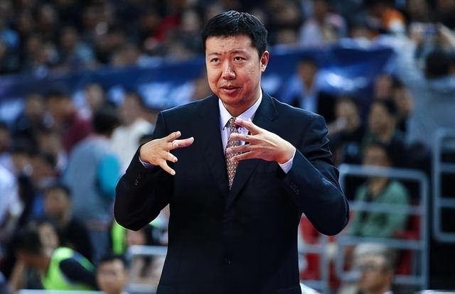 王治郅nba个人资料，45岁的王治郅