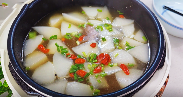 清淡去火汤，清淡去火汤有哪些（最适合春天喝的5道汤）