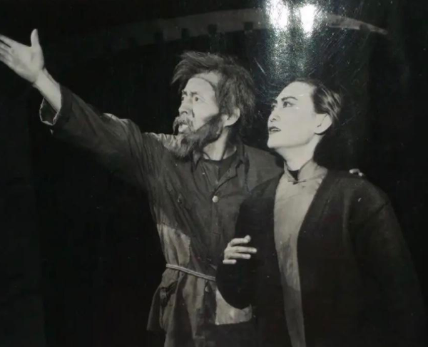 红梅赞原唱，红梅赞原唱万馥香唱段（“王母娘娘”万馥香）