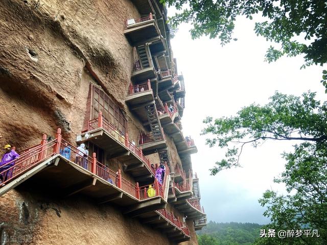 天水麦积山石窟，新华社千年麦积石窟（<甘肃5A级景区>）